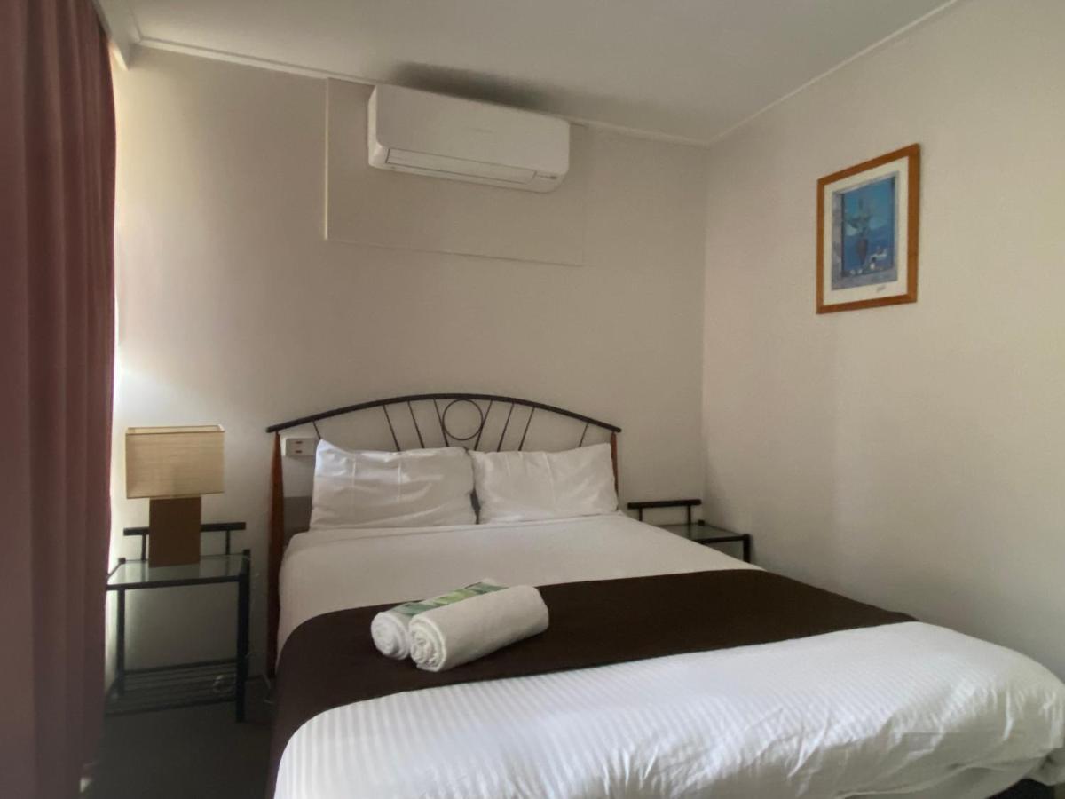 Warrina Motor Inn Wodonga Cbd Exterior photo